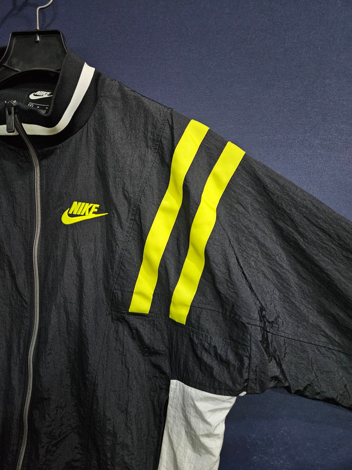 나이키 자수로고 블랙 남성 95~100 이노락 집업자켓  상품이미지4