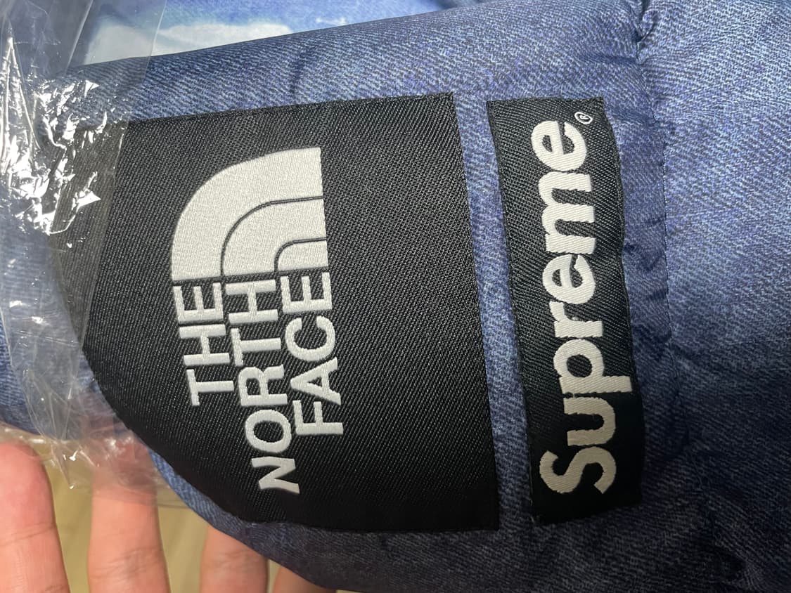 [M]슈프림x노스페이스 블리치드 데님 눕시 패딩 상품이미지4