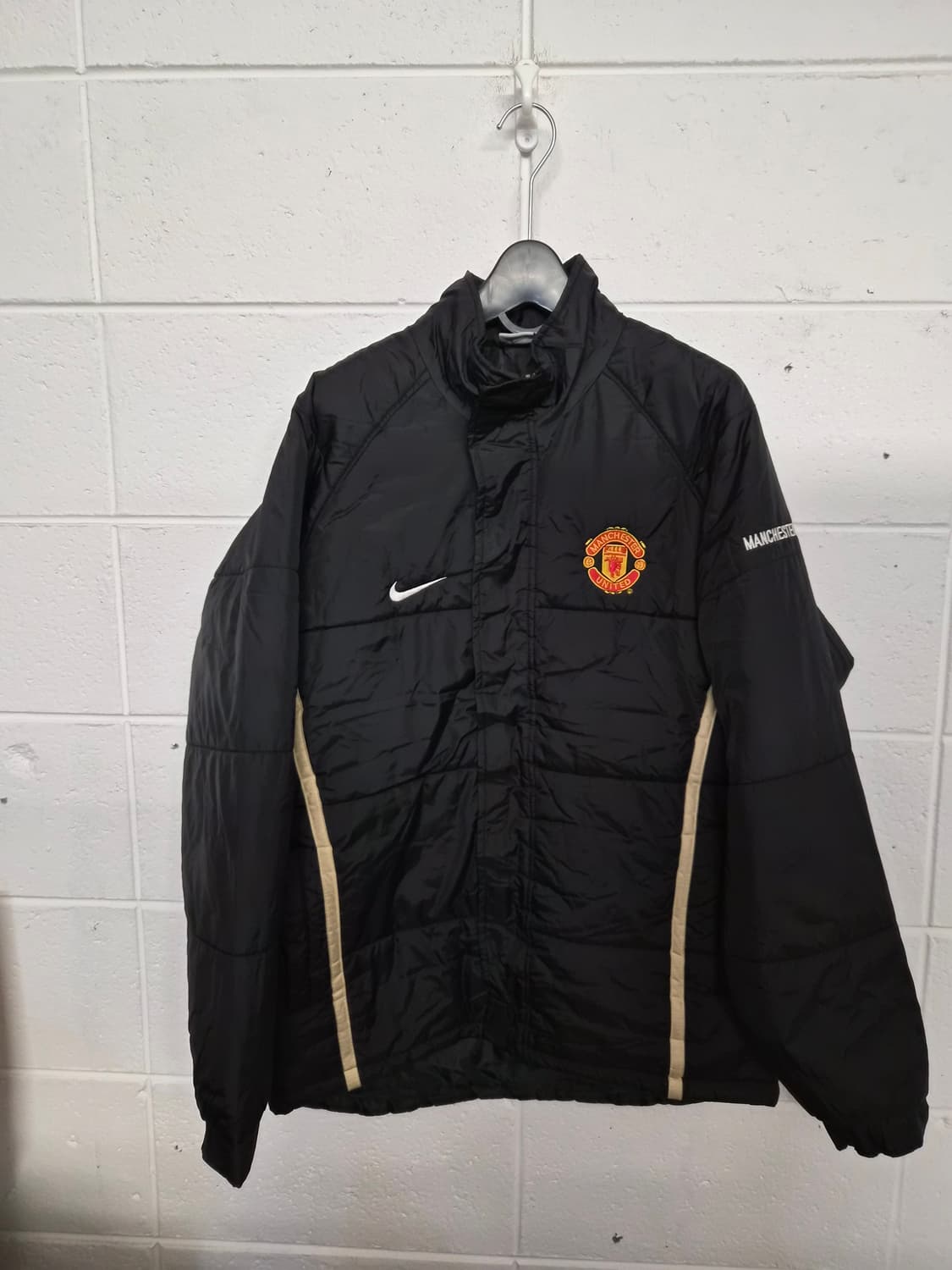 해외 L) 나이키 스피어 써마 맨유 0809 점퍼 팝니다 상품이미지1