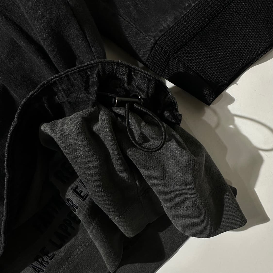 준지 피그먼트 데님 레이어드 맨투맨 상품이미지7