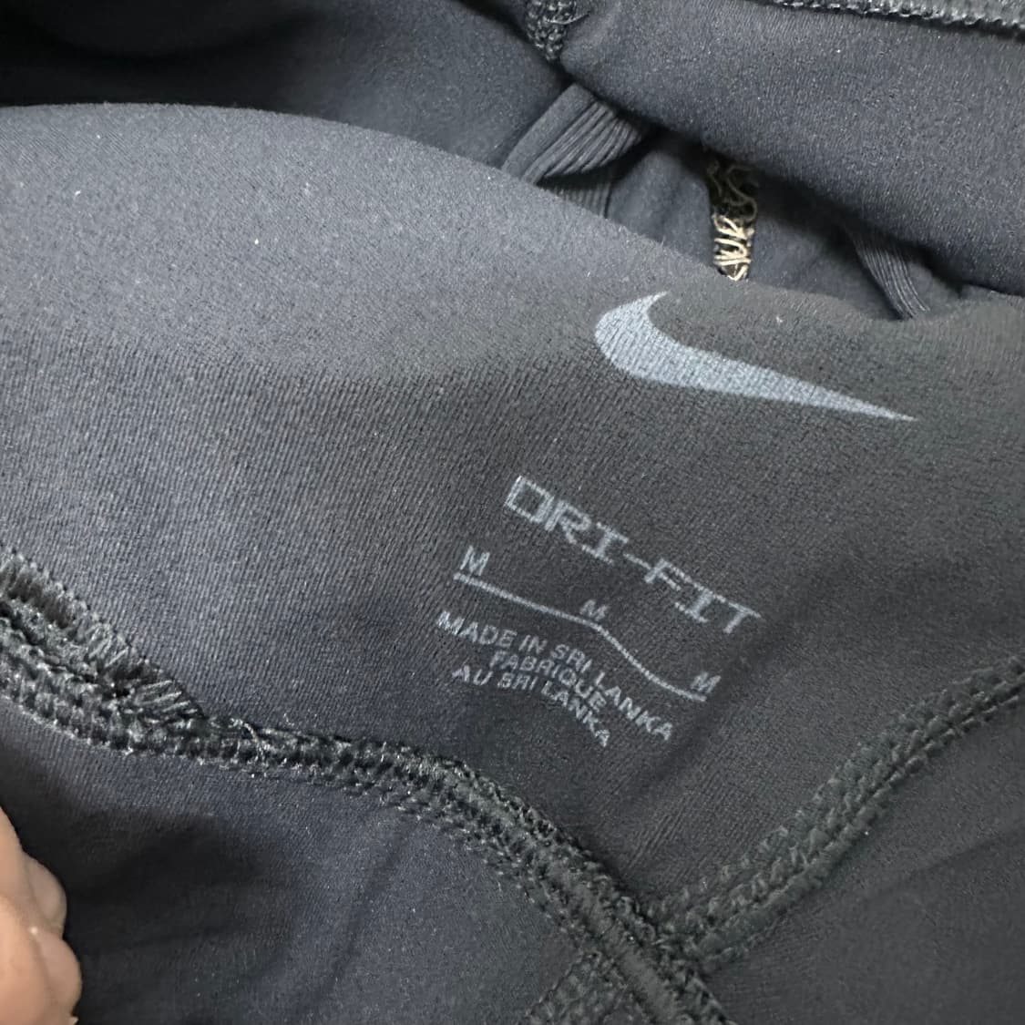 NIKE 나이키 여성 스포츠 브라 운동복 블랙 M 상품이미지3