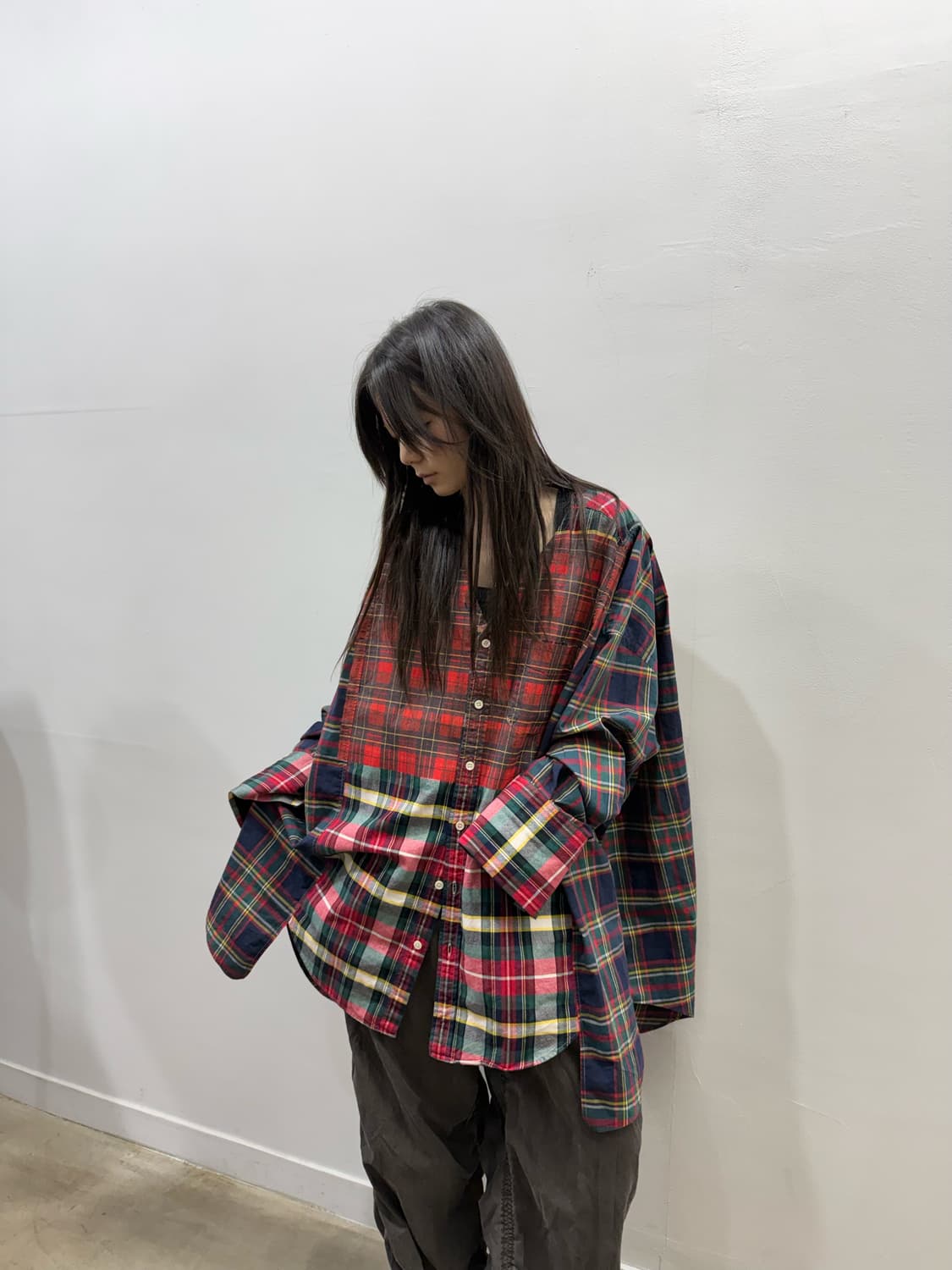 나나서카 패턴 오버핏 셔츠 상품이미지3