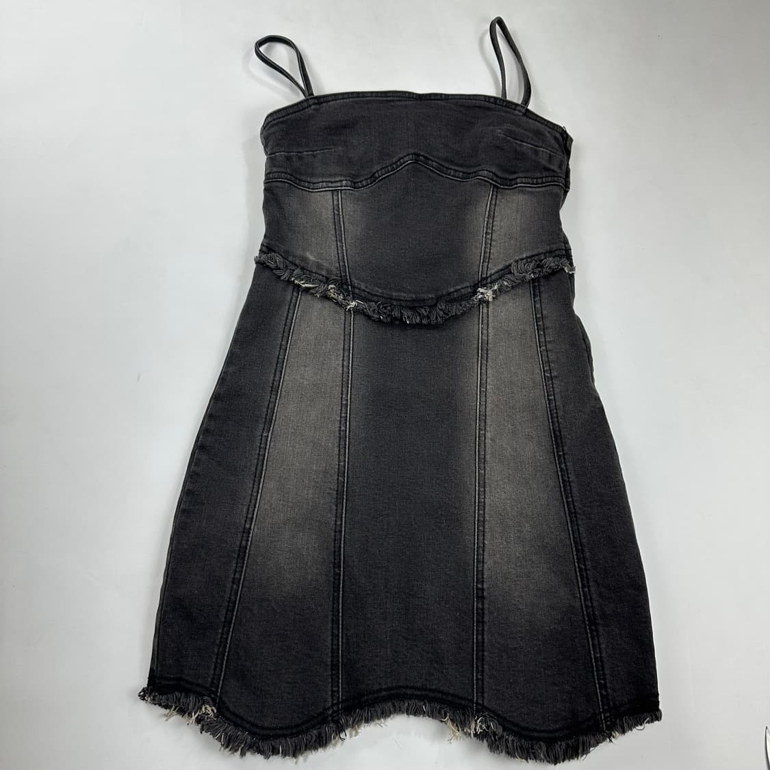 유즈  BUSTIER ROUGH CUTTING 데님 드레스 탑 상품이미지7