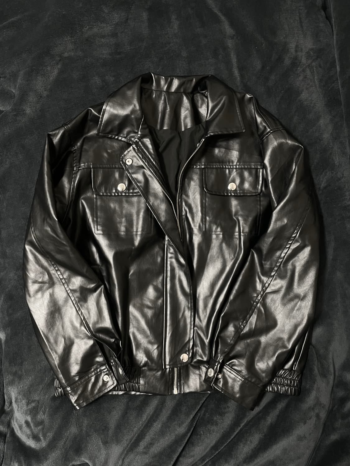 00s 포켓 페이크 레더 봄버 오버핏 자켓 블랙 락시크무채색 자라st 상품이미지3