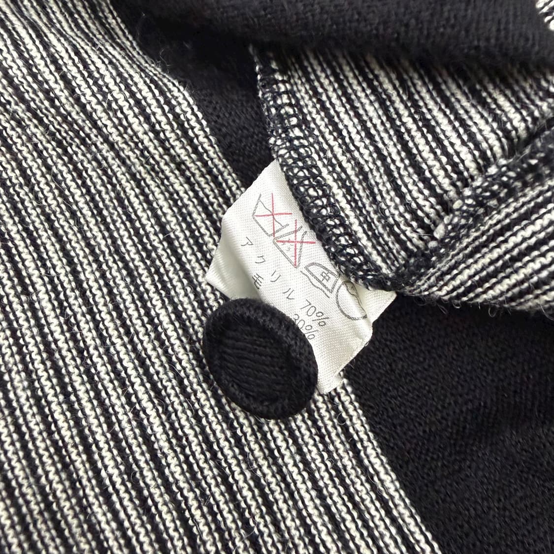 Issey Miyake 이세이미야케  스트라이프 니트 가디건 상품이미지8