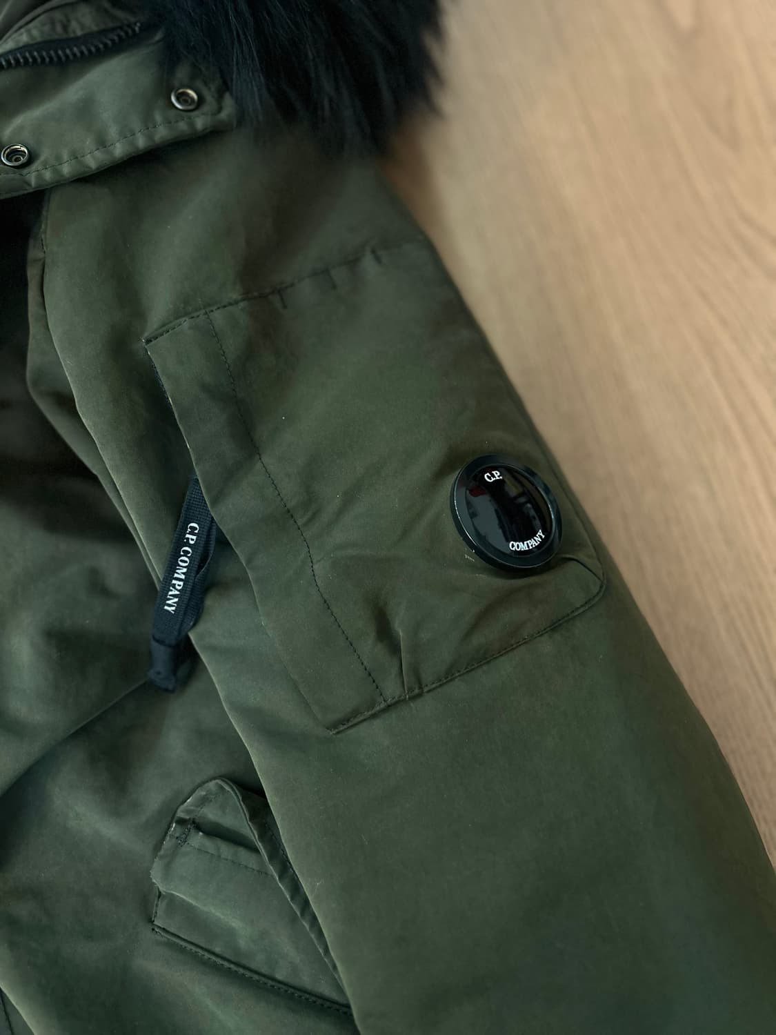 C.P. 컴퍼니 라쿤 야상 패딩 상품이미지4