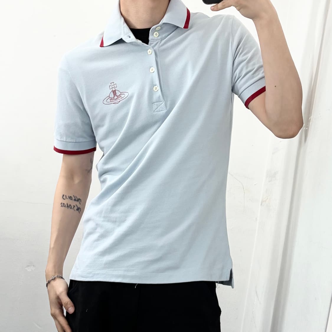 비비안웨스트우드 Orb 카라넥 반팔 티셔트 상품이미지1