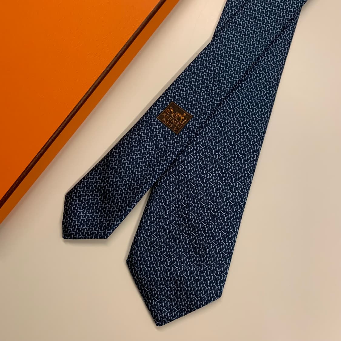 (새상품) 에르메스 명품넥타이 정품 H로고 풀박스 상품이미지4