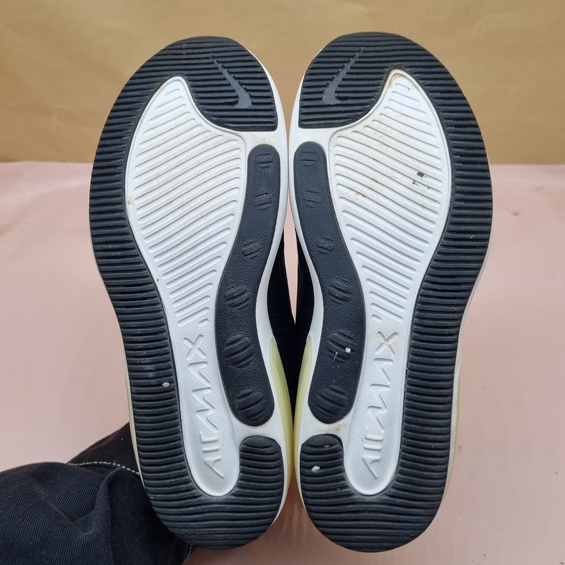 나이키 에어맥스 디아 여성운동화235  상품이미지3