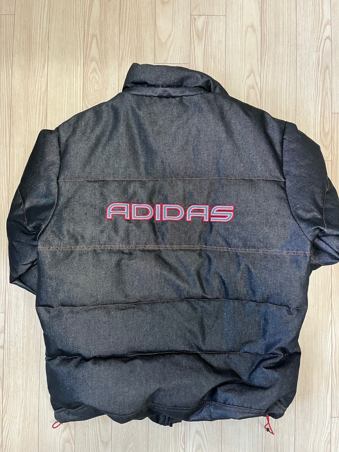 아디다스 덕다운 데님 패딩 상품이미지2