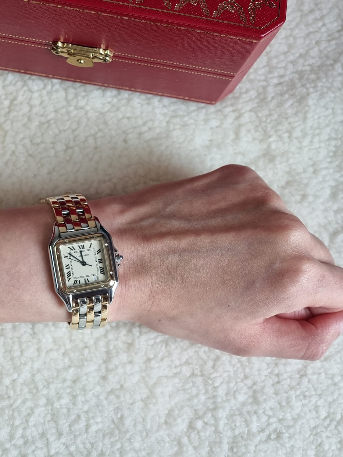 까르띠에 팬더 18K 옐로우 3-row 콤비 M 쿼츠 남녀공용 시계
 상품이미지8