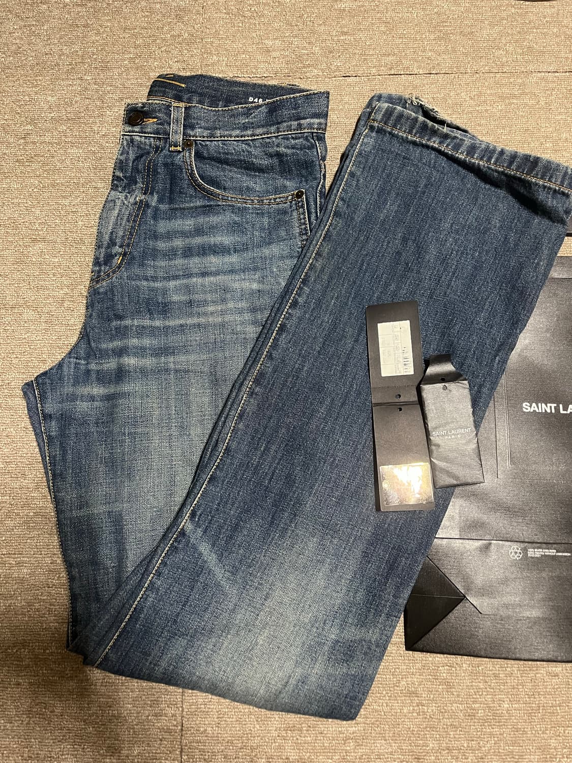 생로랑 플레어진 29사이즈 상품이미지1