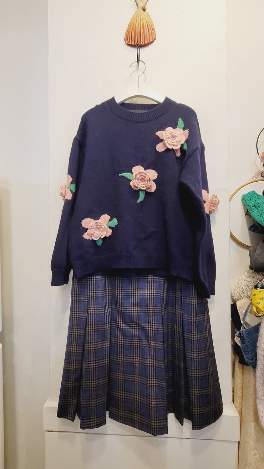 BNX 입체니트. 오일릴리 자수 스커트 상품이미지8