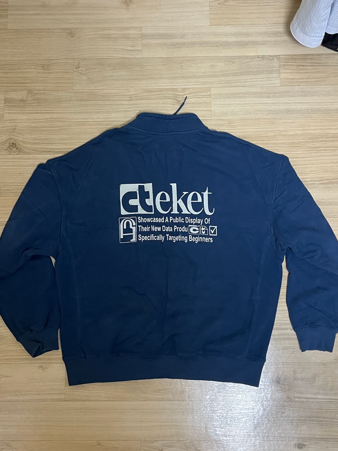 테켓 하프 집업 스웻 네이비 상품이미지3