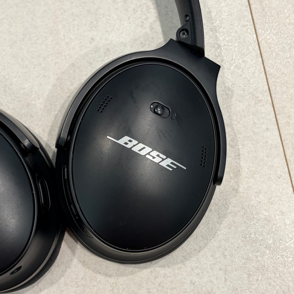 보스 QC45 블랙 노이즈캔슬링 헤드셋 상품이미지5
