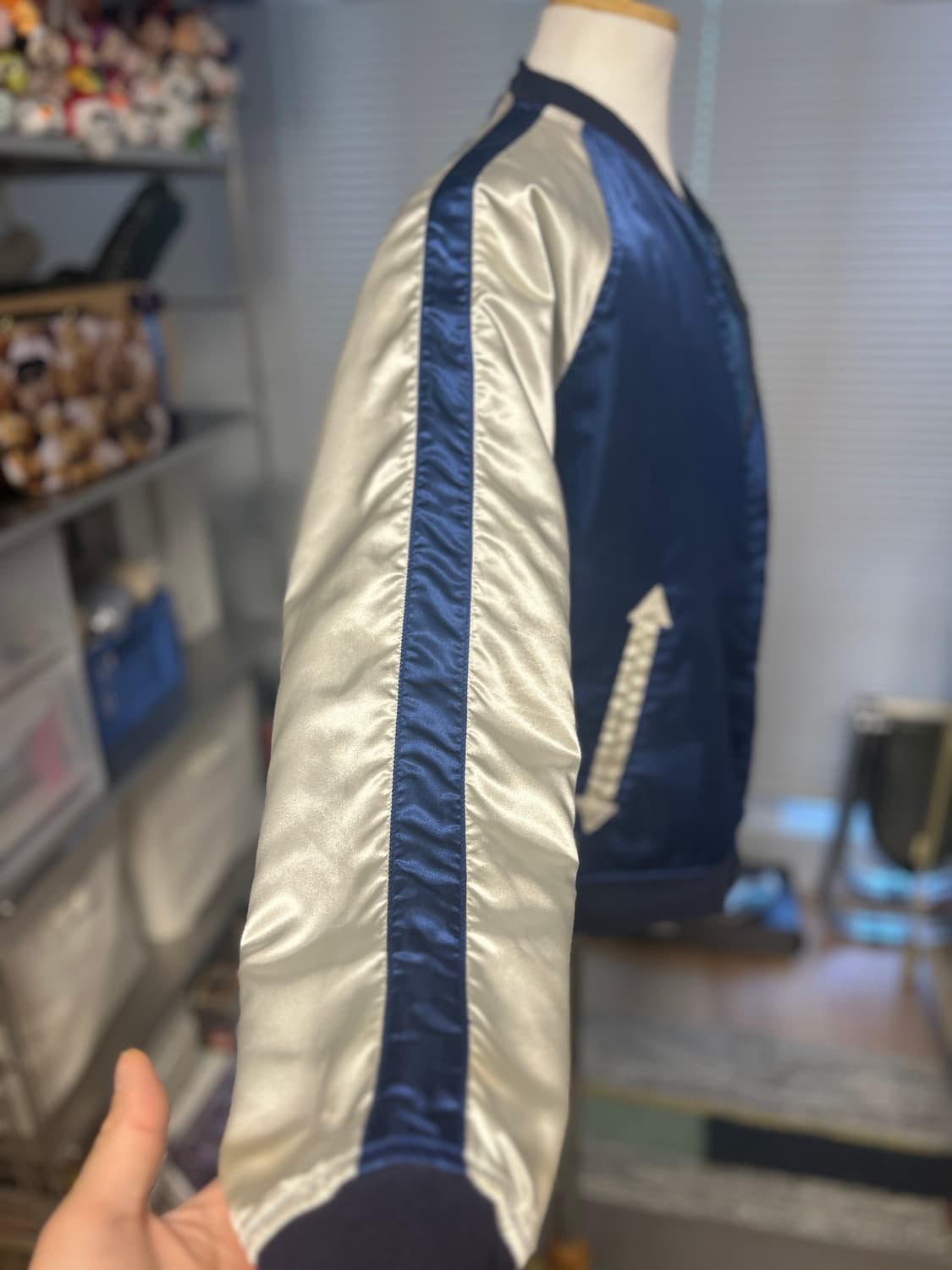 REMI RELIEF 레미릴리프 빔즈별주 리버시블 하와이 스카잔 자수 L 상품이미지9