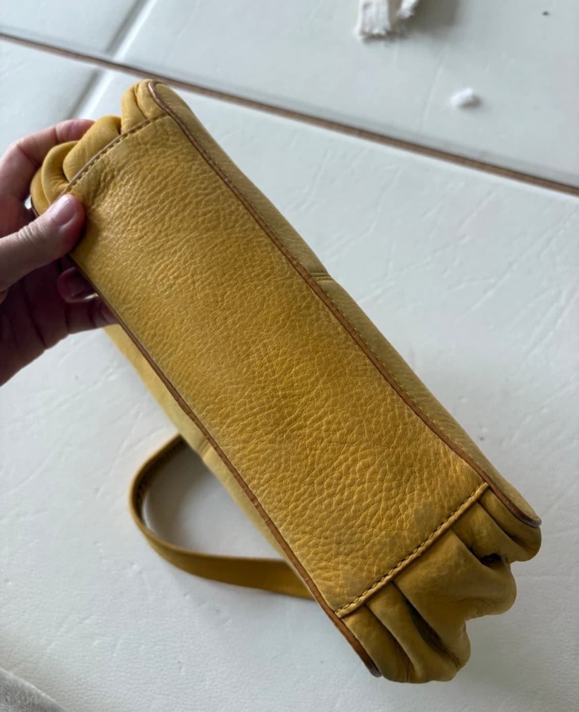 펜디 스웨이드 숄더백 상품이미지5