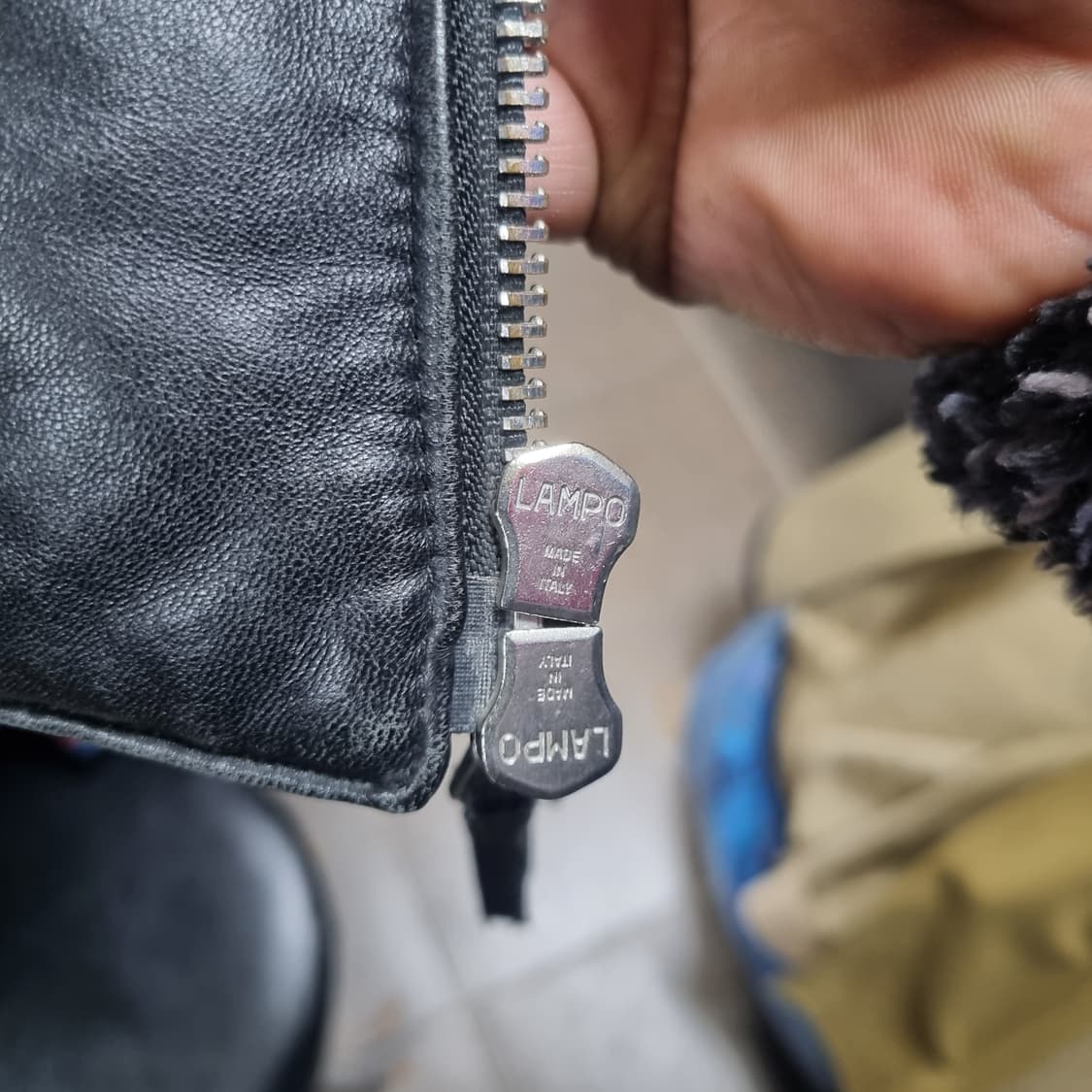 디스퀘어드2 블랙 가죽 패딩 상품이미지7