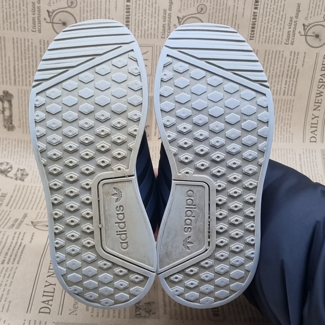 아디다스 엑스플로러 운동화220 상품이미지3