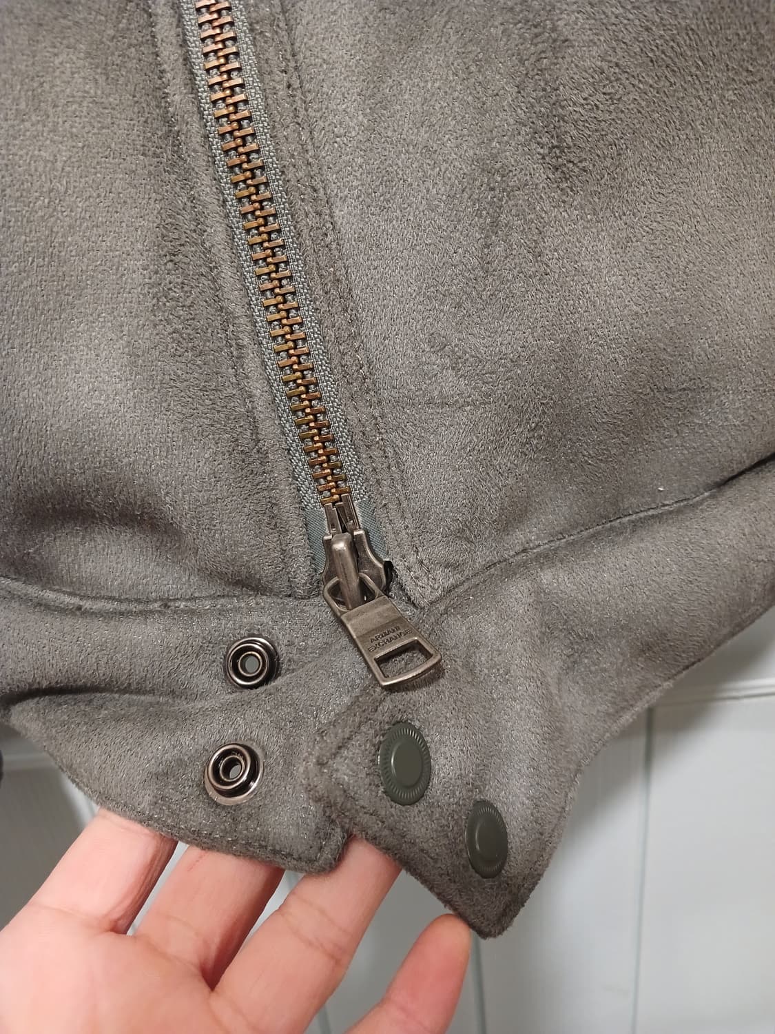 알마니 익스체인지 정품 여성 스웨이드 자켓 95 - 165 (S) 사이즈 상품이미지8