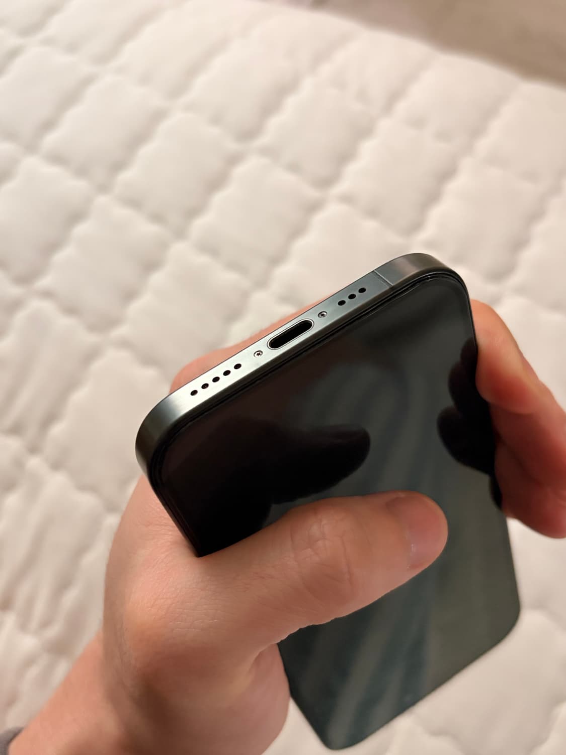 아이폰 15pro 티타늄 블랙 128GB 판매해요! 상품이미지6