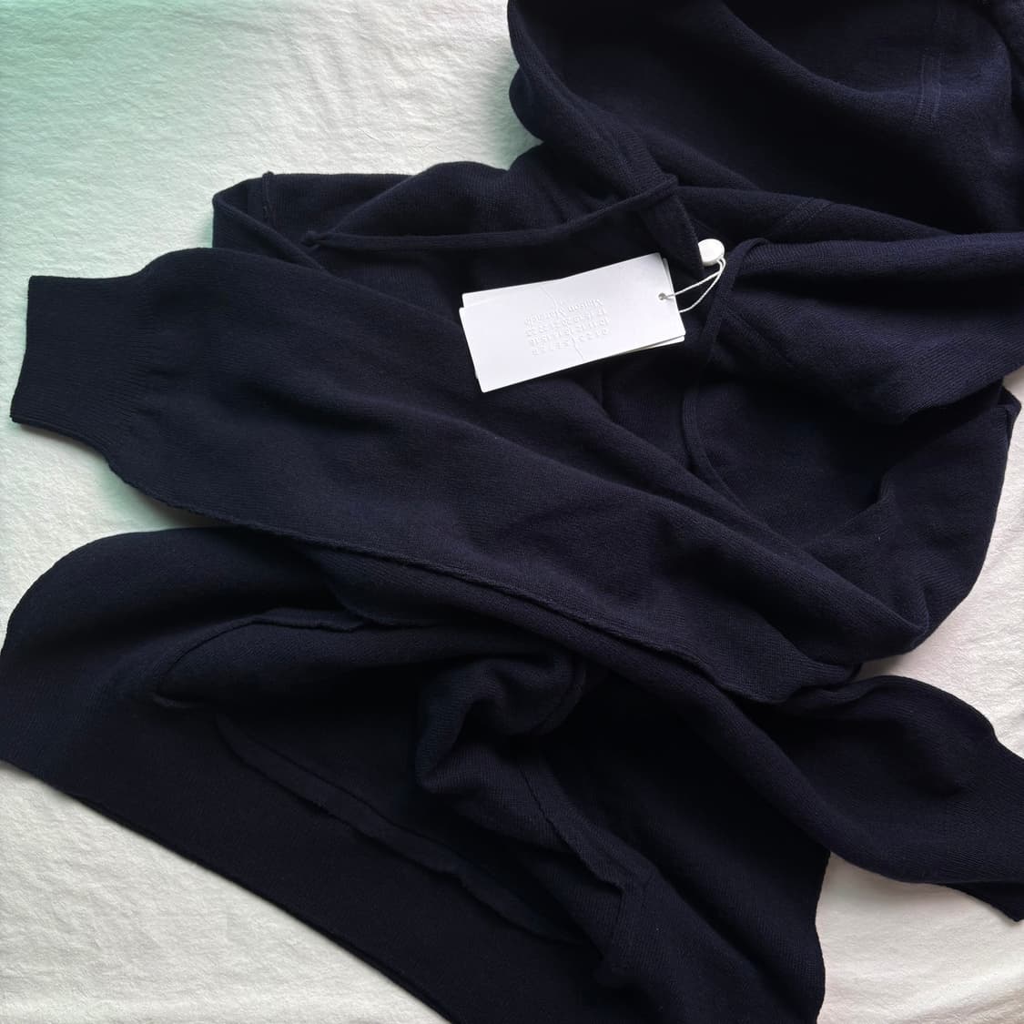 [S] 마르지엘라 캐시미어 후드 니트 네이비 상품이미지1