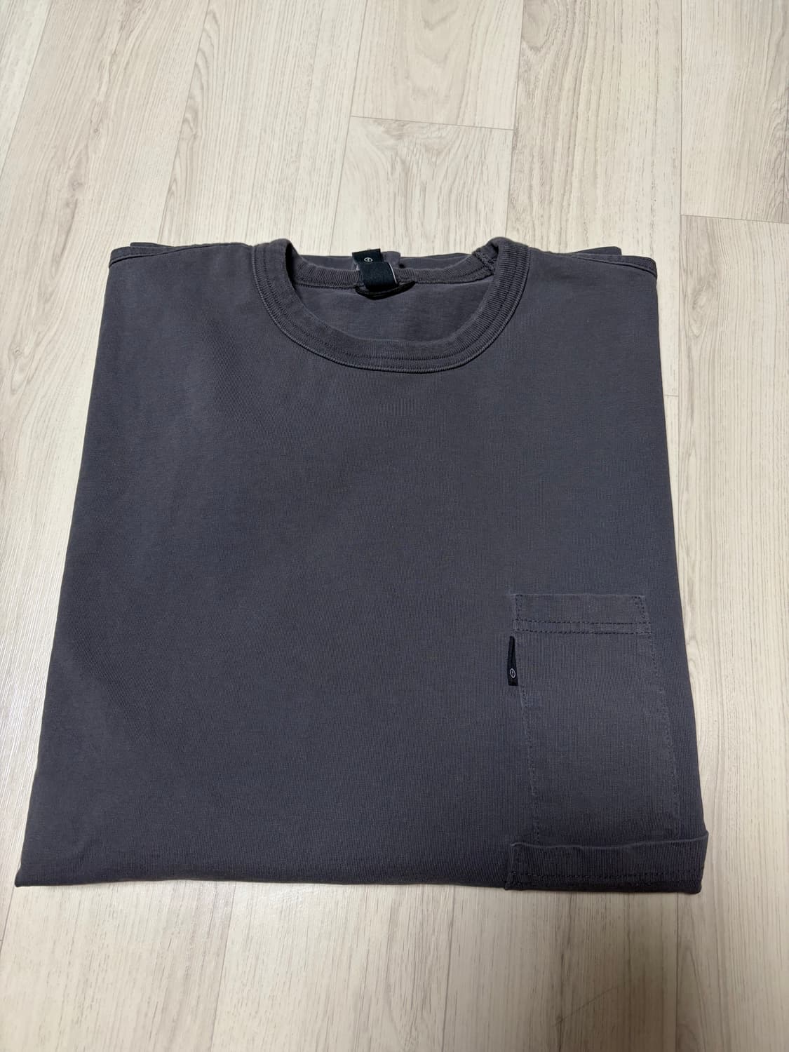 모이프 23SS BAGGY POCKET L/S TEE 차콜 2사이즈 상품이미지5