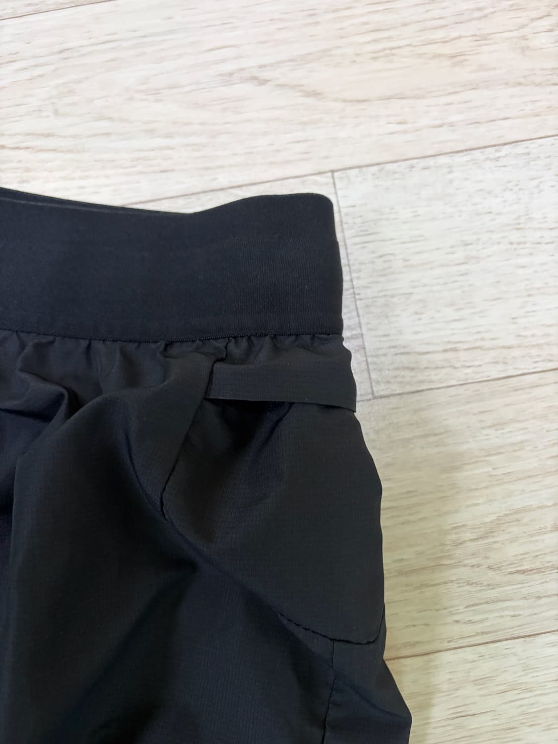 (M) 무신사스탠다드 스포츠 라이트드라이 2in1 5인치 쇼츠 블랙 상품이미지3