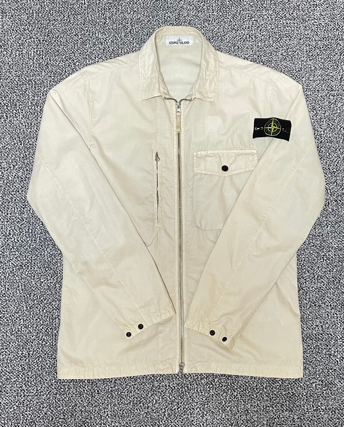 백화점판 19ss 스톤아일랜드 오버셔츠 [L] 상품이미지1