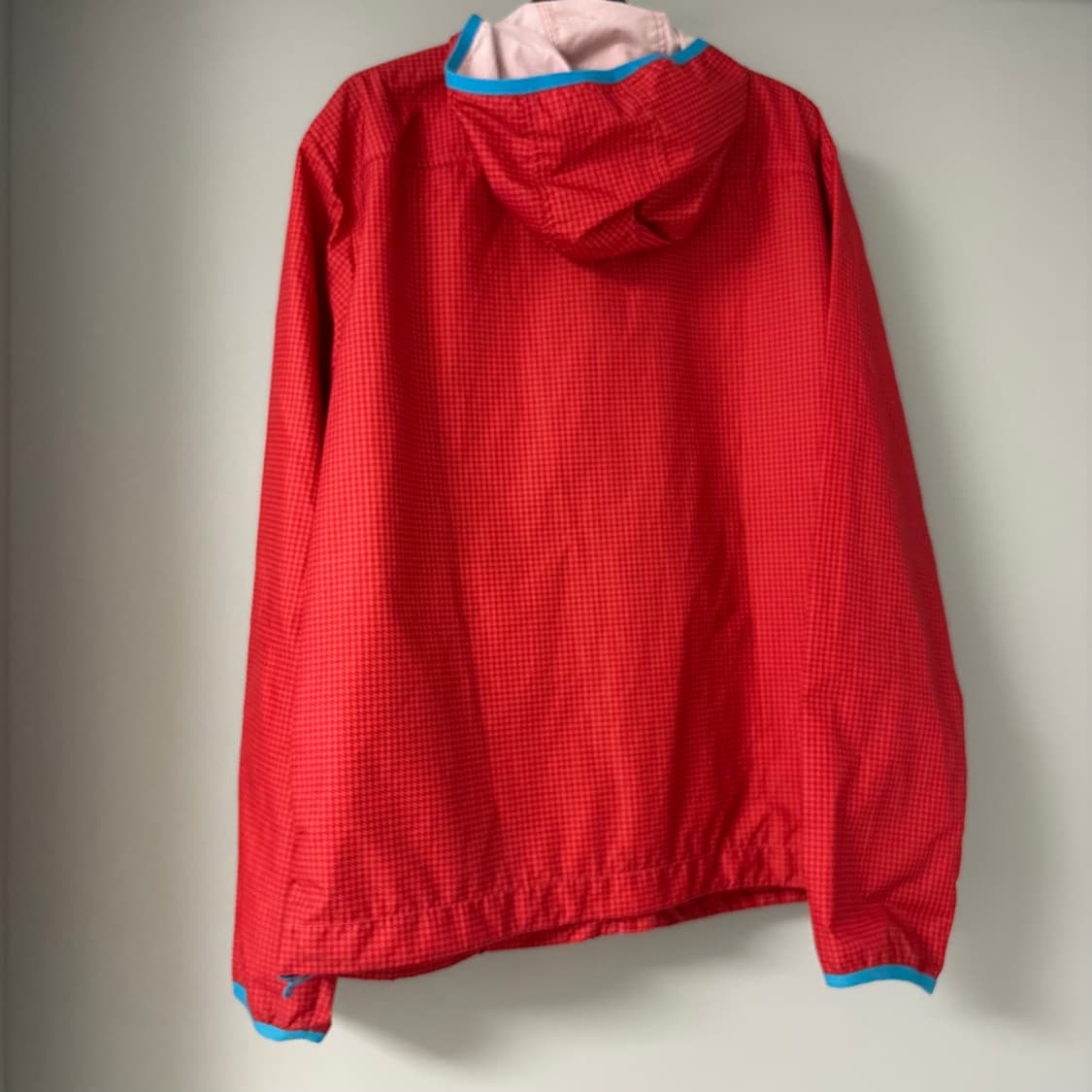 PUMA red check windbreaker S 상품이미지3