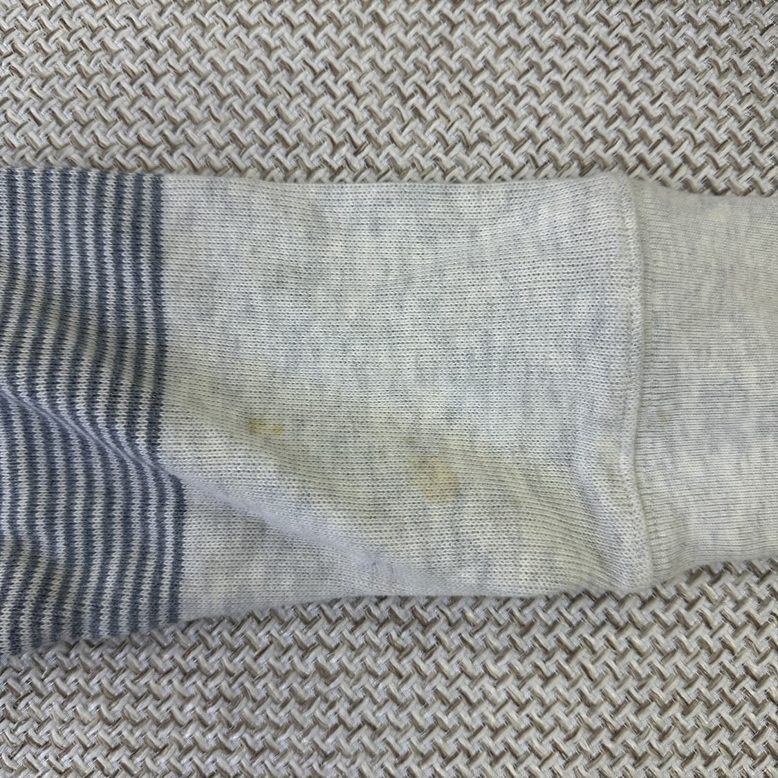 95 헤지스 스트라이프 반집업 니트 0414D 상품이미지6