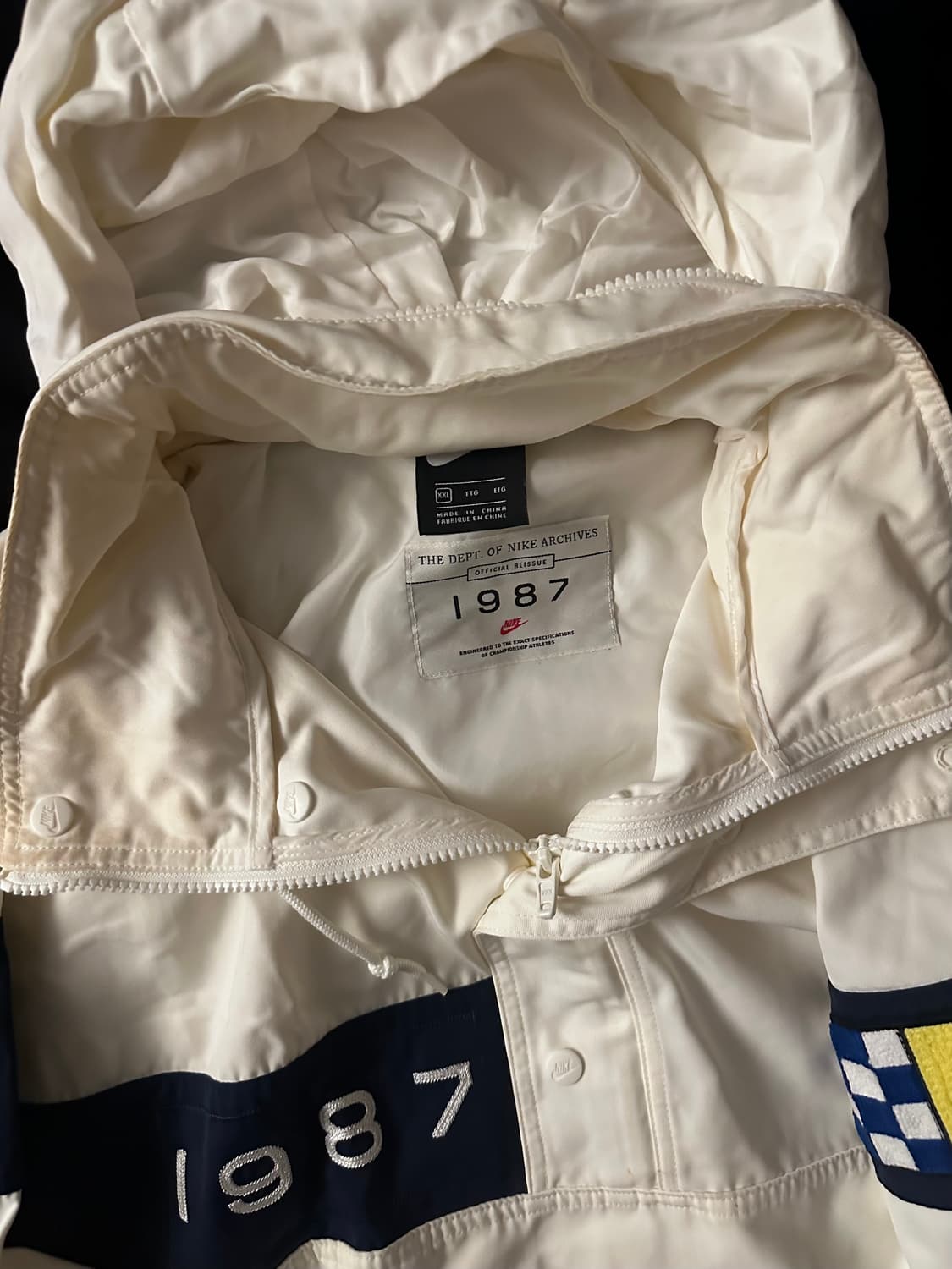 나이키 아노락 상품이미지3