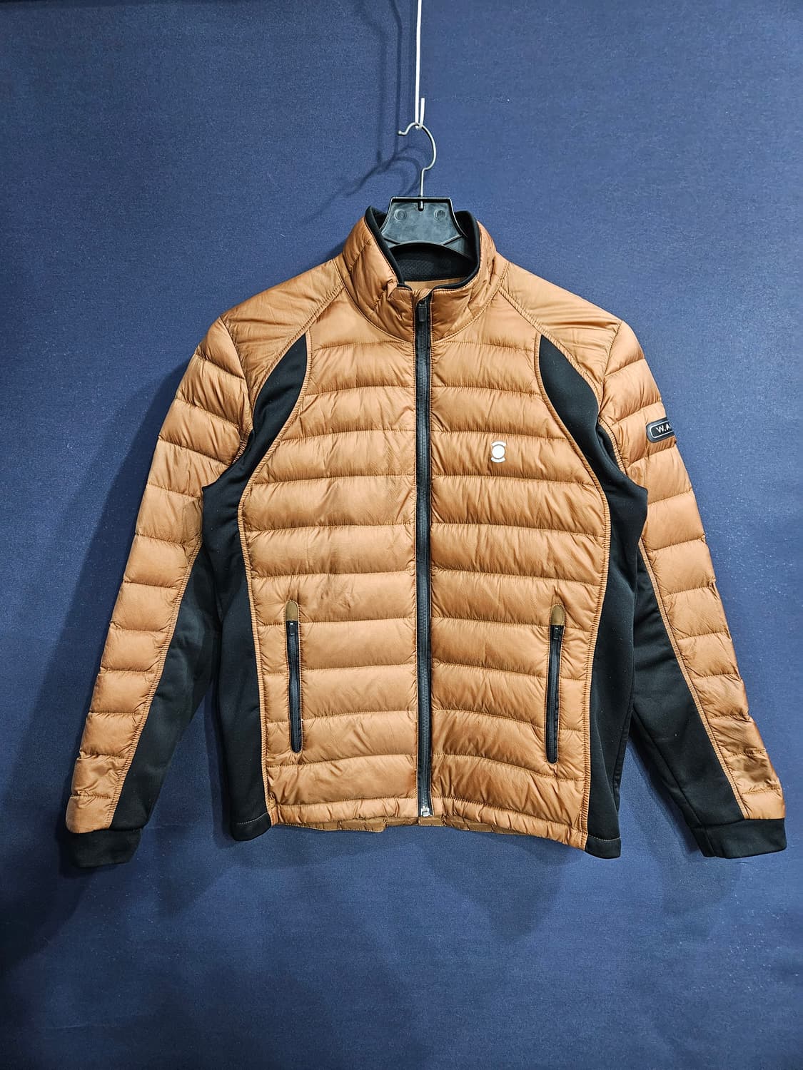 와이드앵글 라이트브라운 남성 슬림핏 100 덕다운 골프 경량패딩  상품이미지1