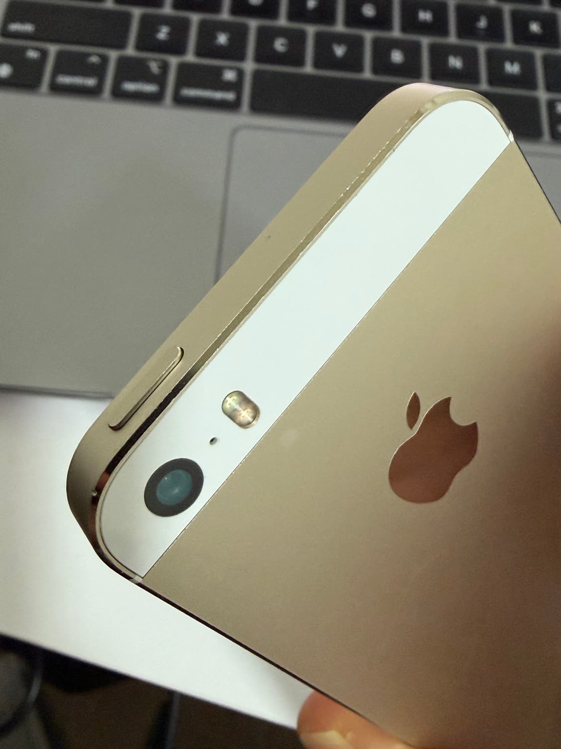 아이폰 5s 와인골드 64기가  상품이미지4