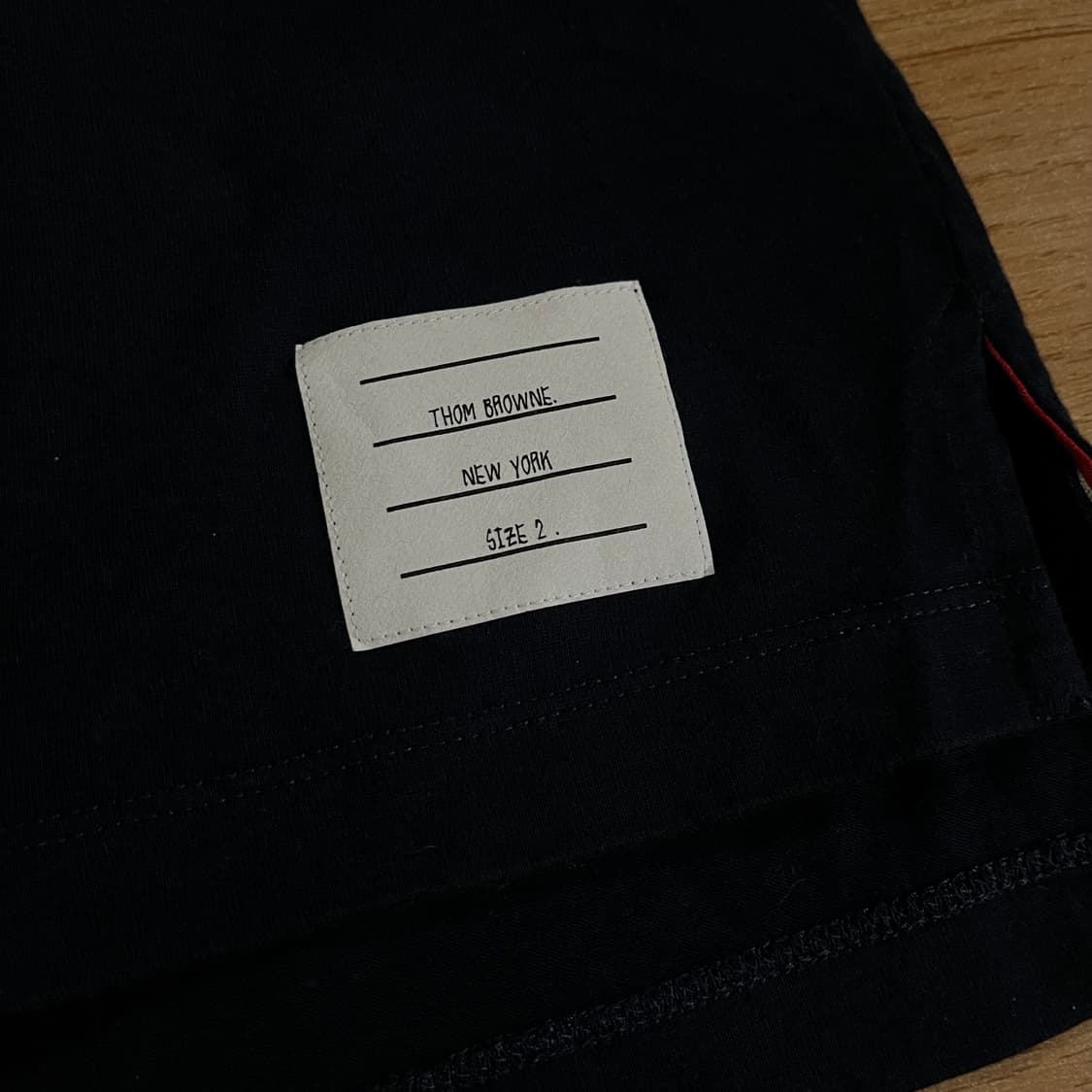 [95] 톰브라운 25ss 삼선 반팔티 상품이미지5