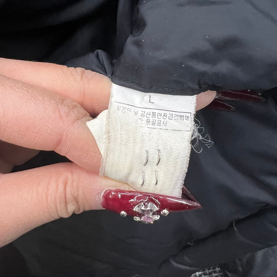 노스페이스 블랙 눕시 700 패딩 90 상품이미지3