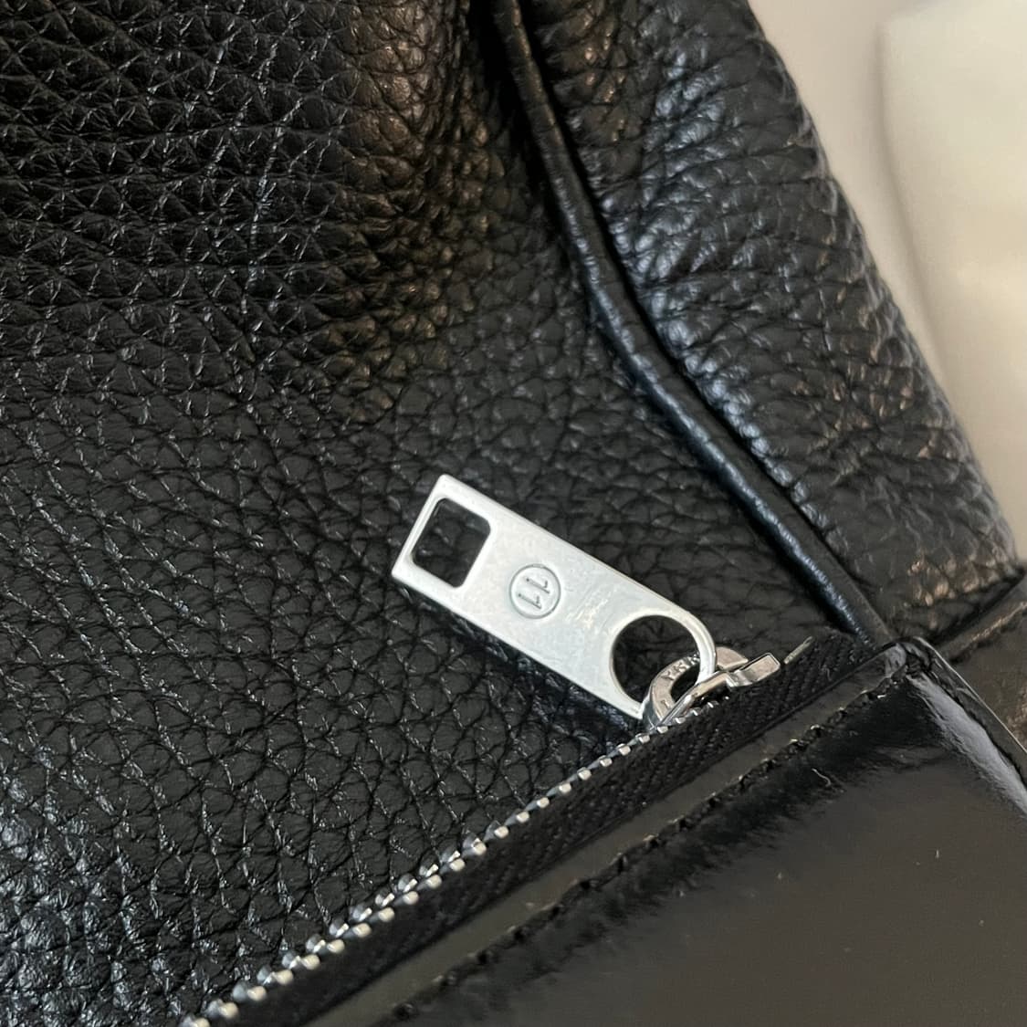 마르지엘라 21ss 레더 스티치 백팩 상품이미지4