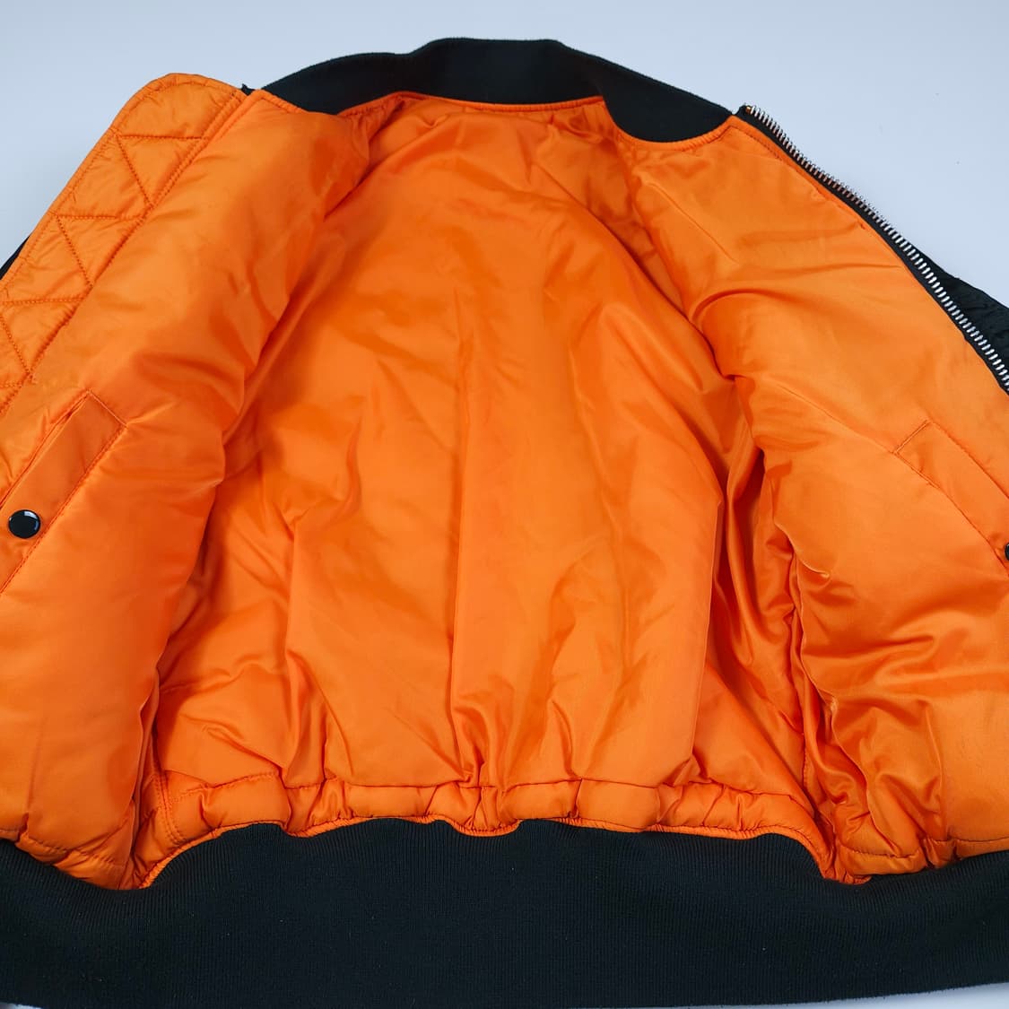 알파인더스트리 MA-1 양면 항공 점퍼 상품이미지7