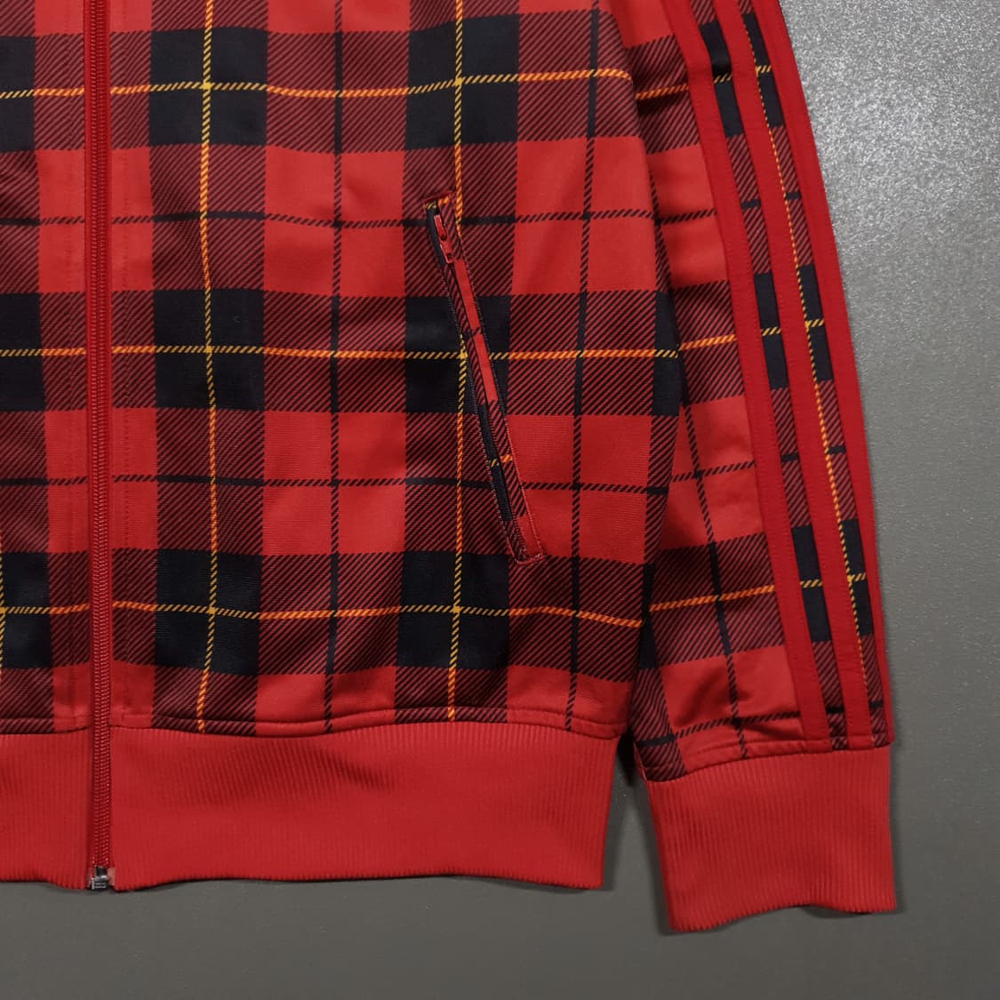 아디다스 유로파 희귀 대장급 파이어버드 타탄 체크 버팔로 트랙탑 져지 상품이미지4