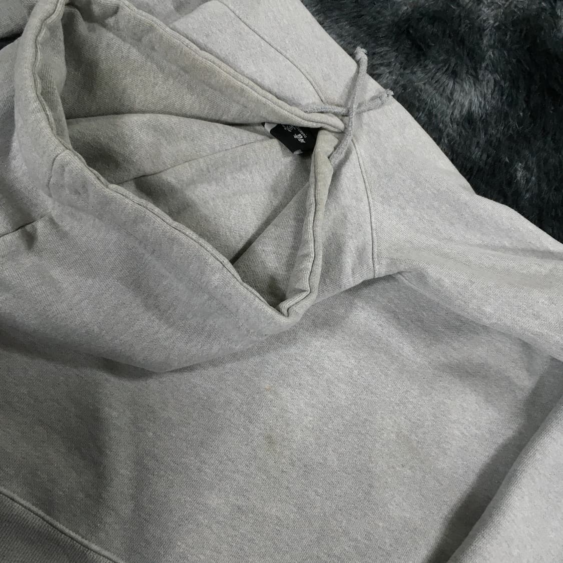 투티/0401 다크룸 darkr8m 후드티 그레이 자수로고 상품이미지7