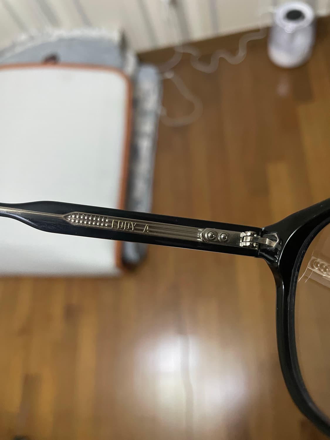 젠틀몬스터 EDDY-A 01 블랙 안경 상품이미지5