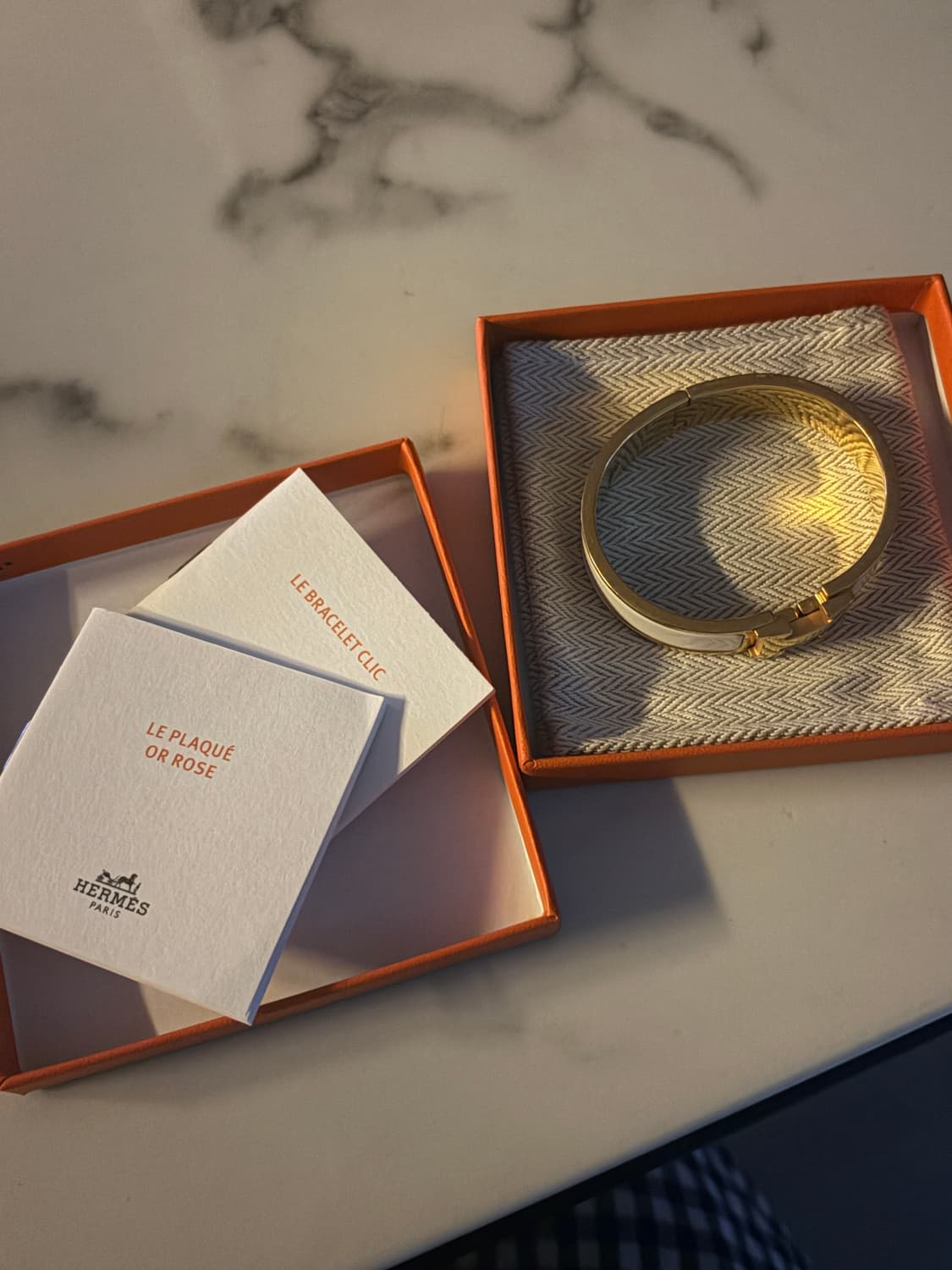 에르메스 팔찌 판매합니다 상품이미지1