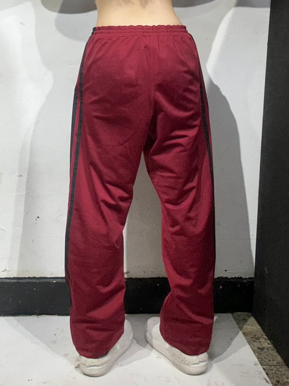아디다스 버건디 블랙 삼선 추리닝 바지 와이드 파이어버드 팬츠 90 상품이미지3