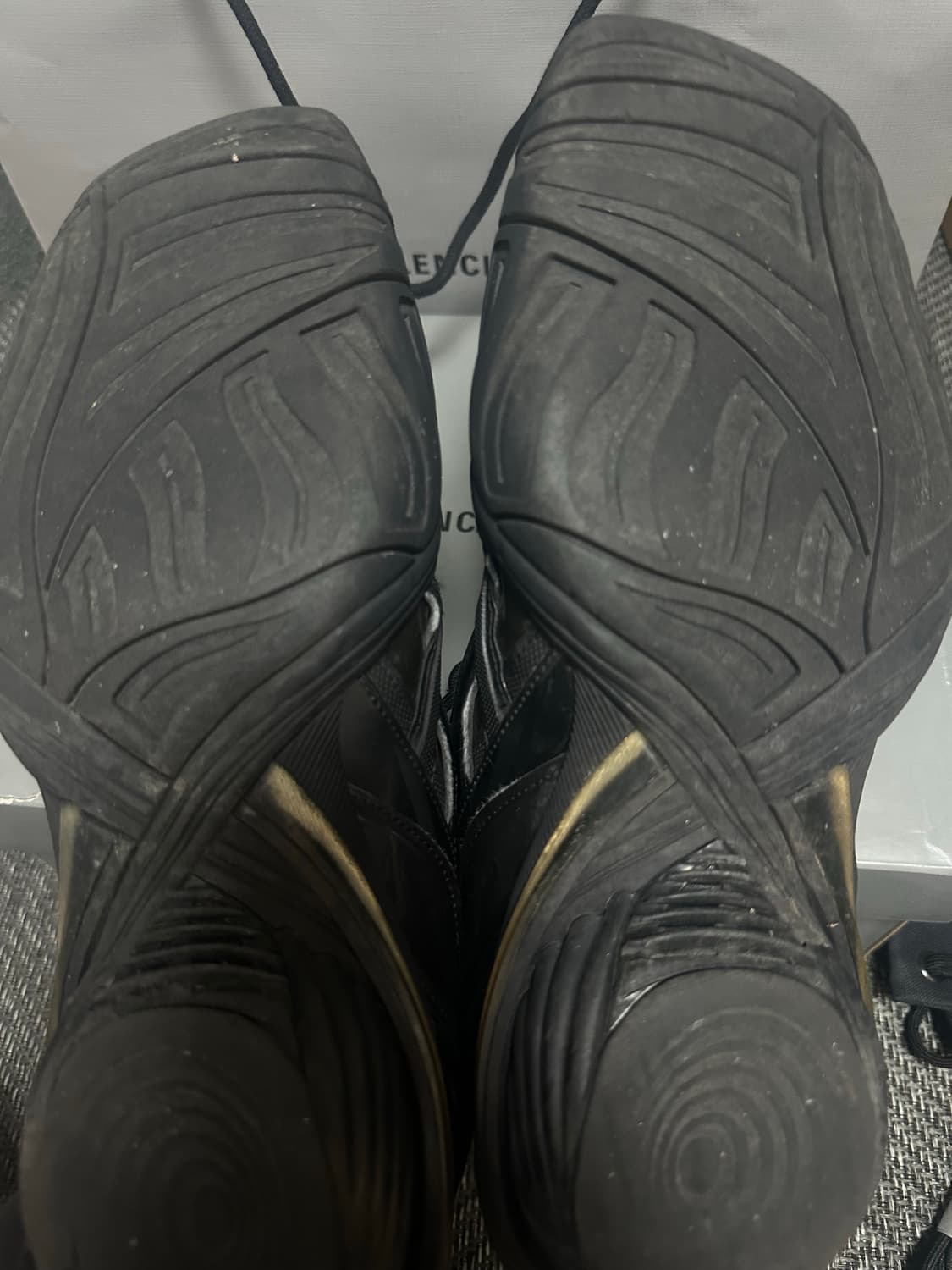 발렌시아가 타이렉스 블랙 43 상품이미지5