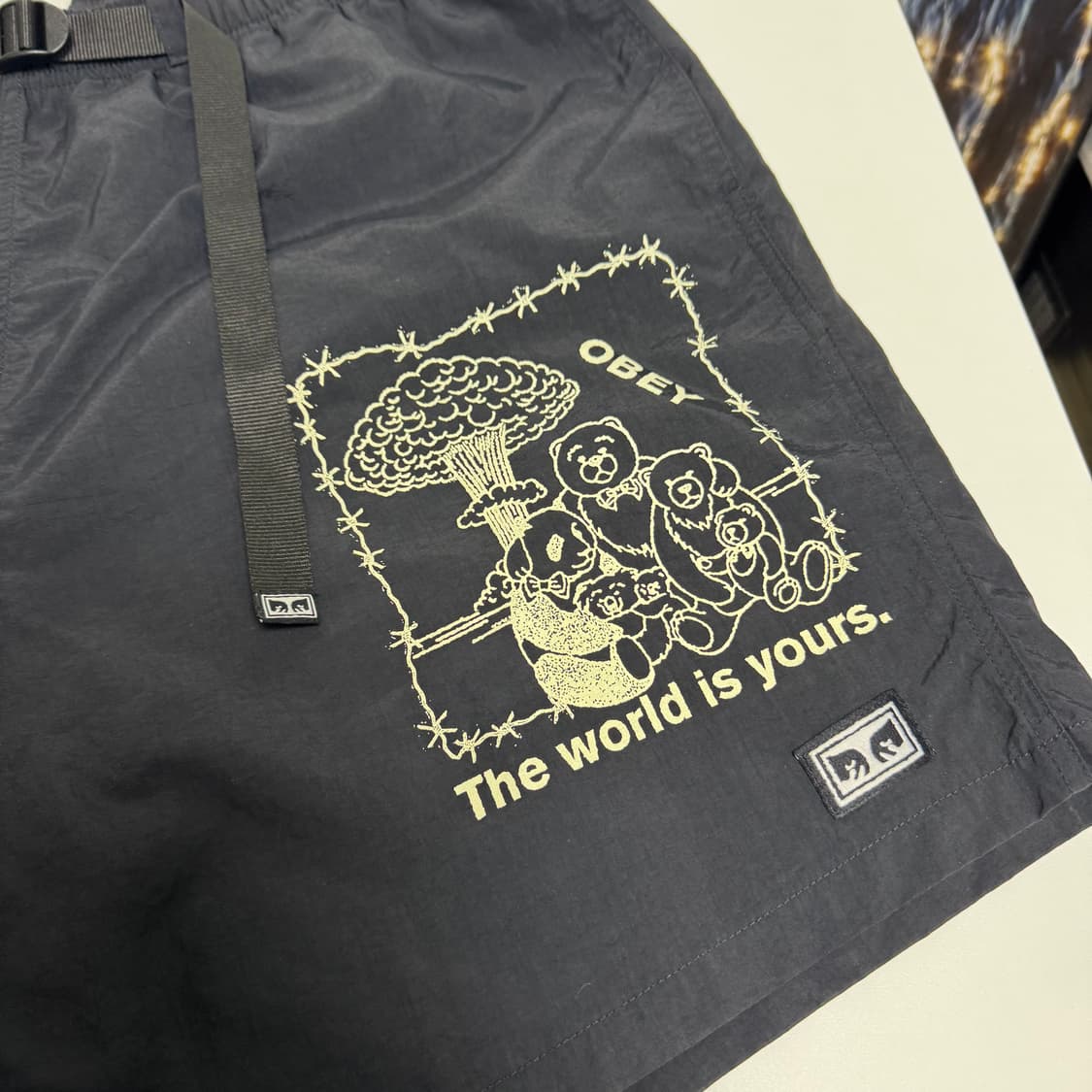 오베이 디스토피아 메세지 쇼츠 XL 상품이미지2