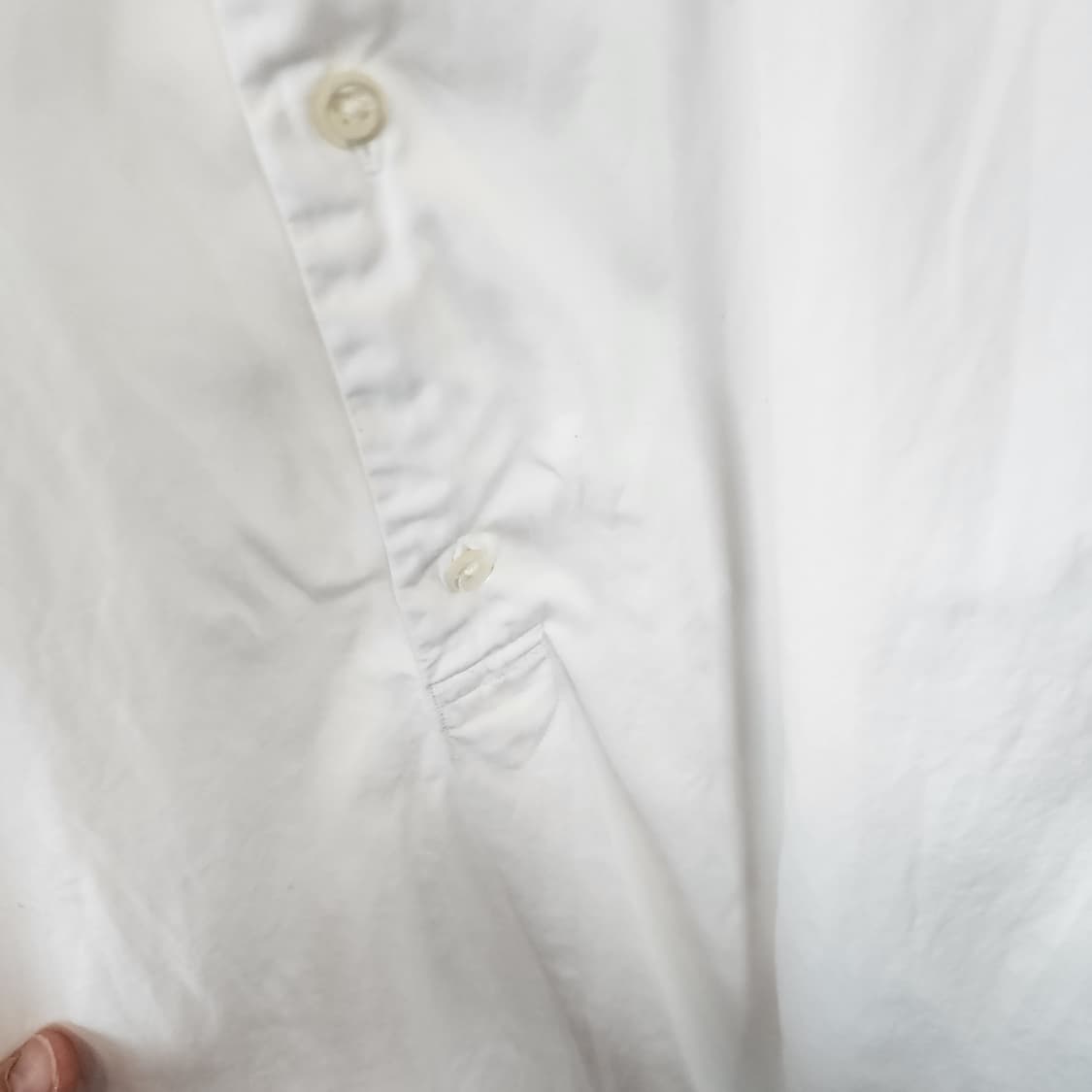 폴로 랄프로렌 화이트 헨리넥 셔츠 상품이미지3