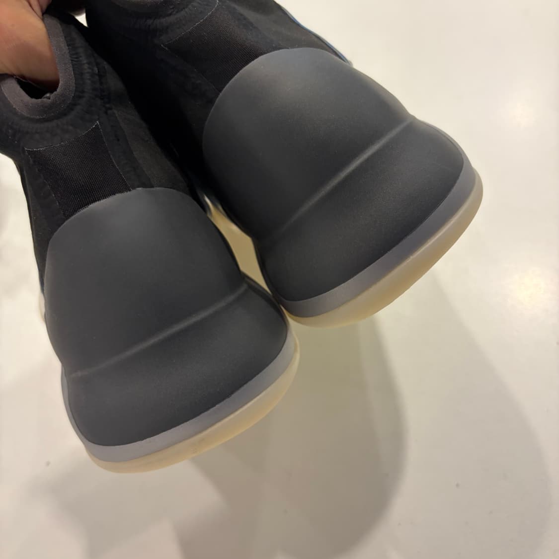 [270] 아디다스 이지 퀀텀 포이즌 블루 노박스 GZ8872 상품이미지4