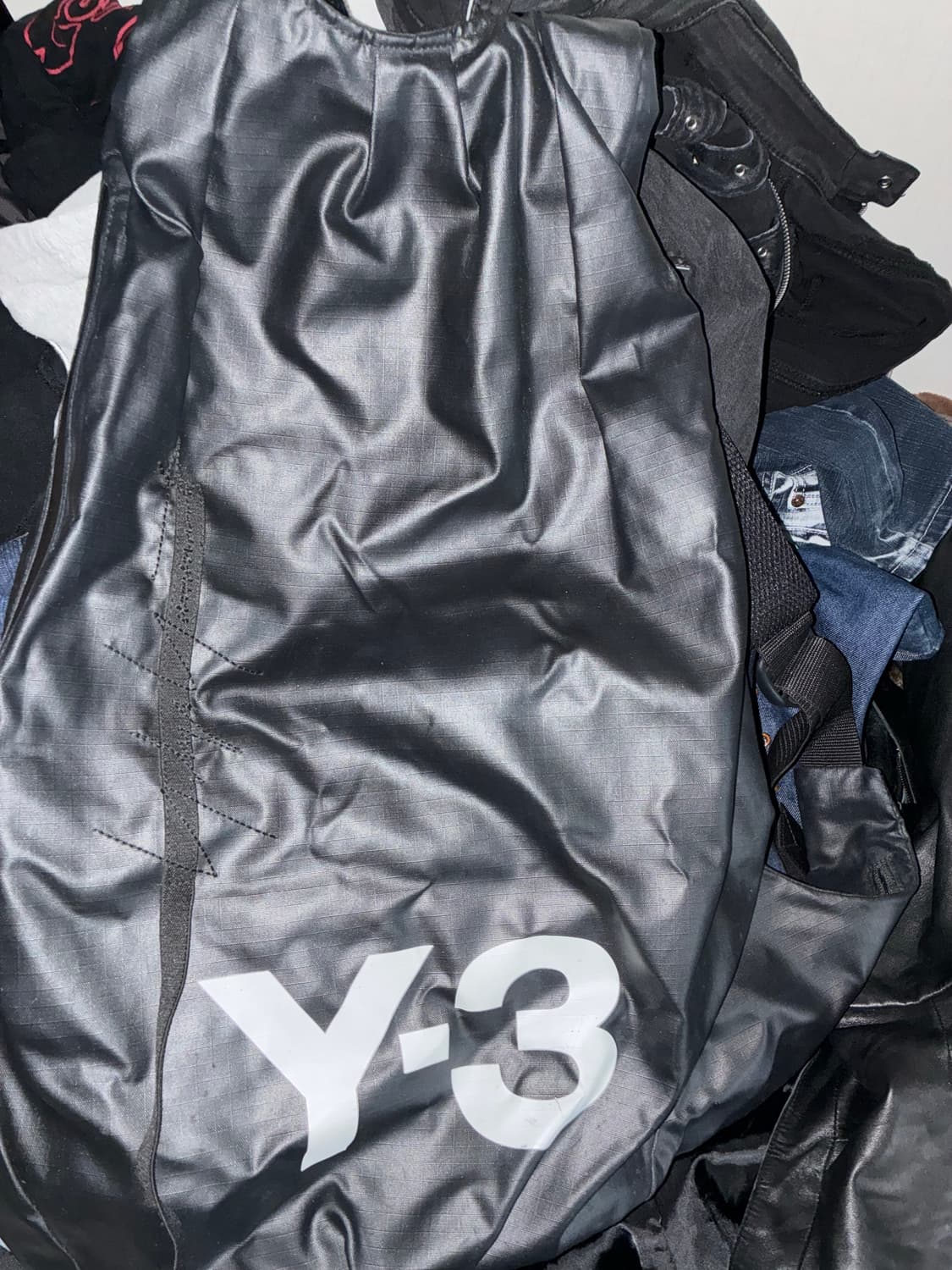 요지야마모토 y-3 백팩 상품이미지1