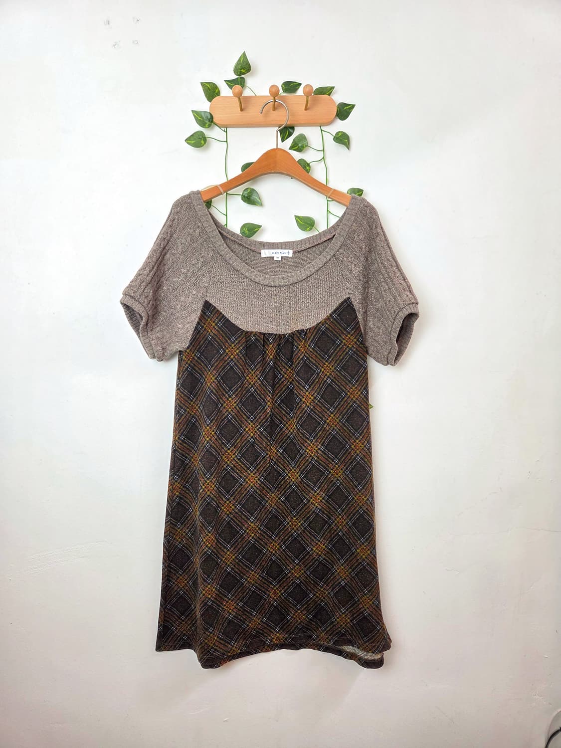 체크 반팔 니트 원피스 상품이미지1