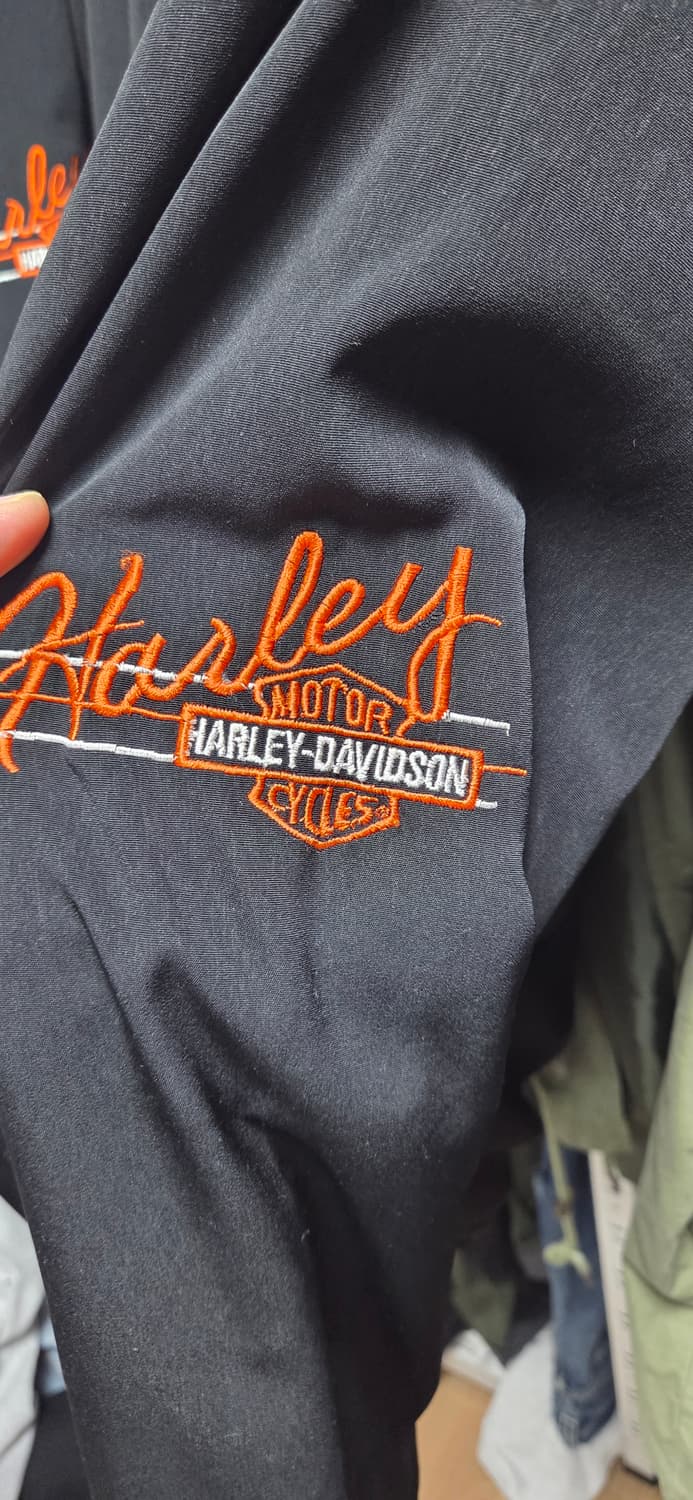 할리데이비슨 블랙 봄버 자켓입니다
- King of the Road 자수 상품이미지5